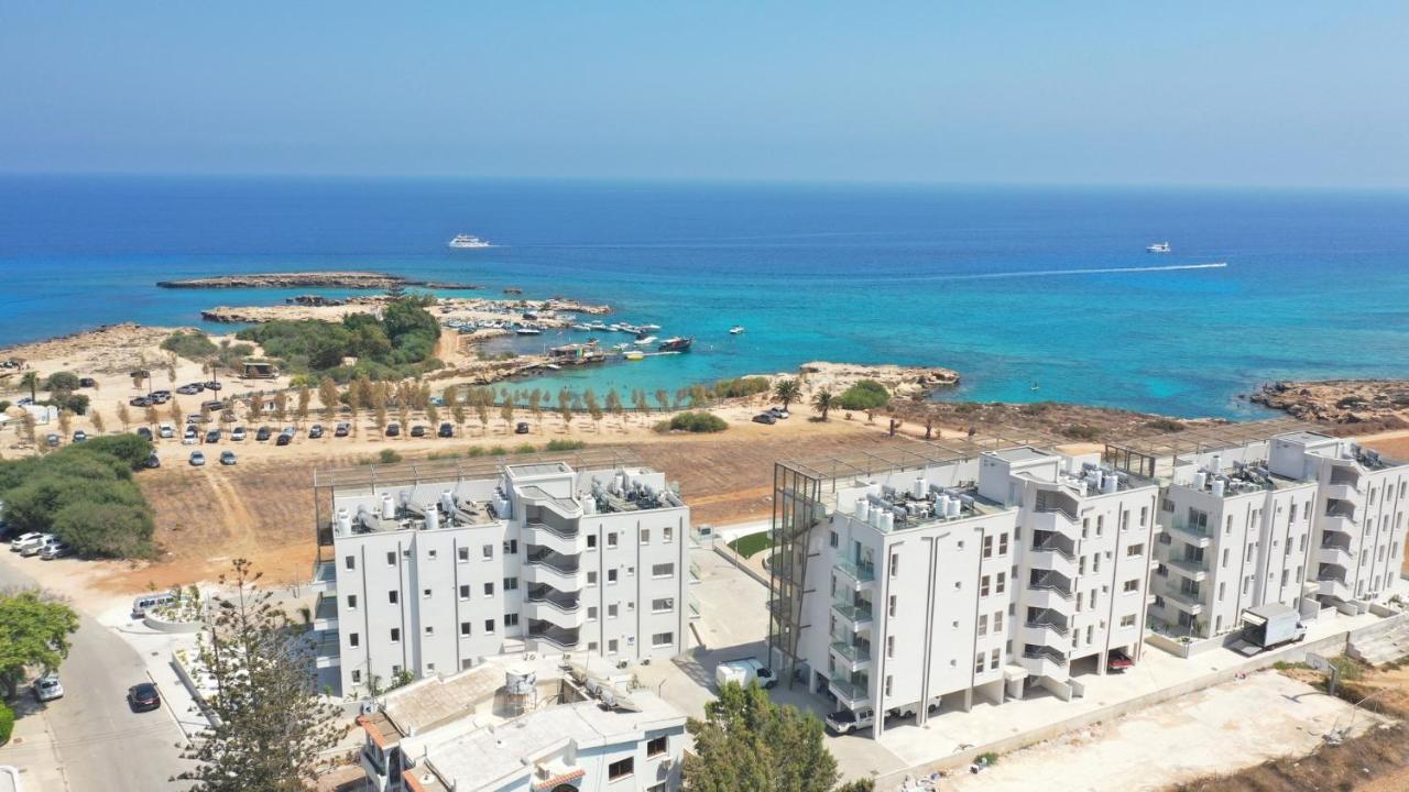 Emerald Suites Протарас Экстерьер фото