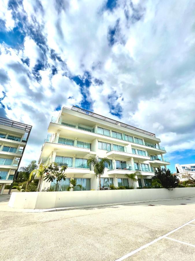 Emerald Suites Протарас Экстерьер фото